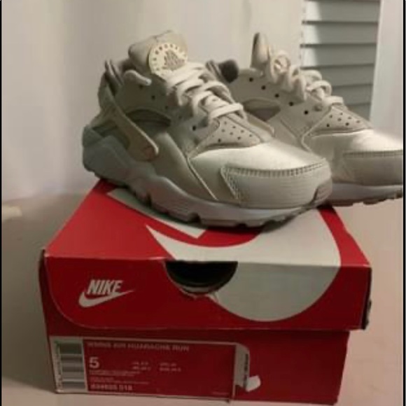 SOLD - Picture 3 of 4